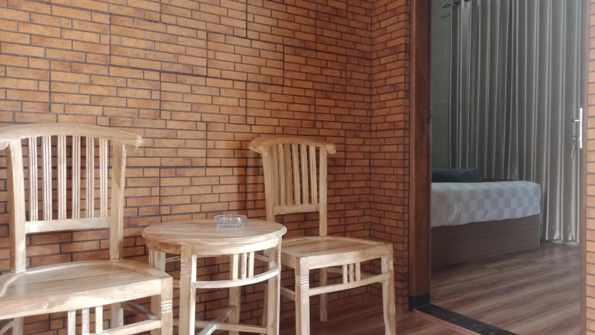 Herberg Tirtasuci House Hotel Kuta Lombok