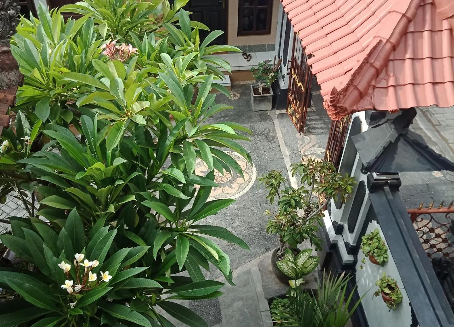 Tirtasuci House Hotel Kuta Lombok